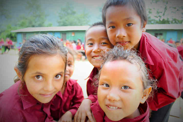 nepal, united for nepal, solidarietà, terremoto 2915, educazione, laboratorio informatico, canti, balli, tai chi, sviluppo sostenibile, festival, festa, raccolta fondi, crowdfunding, bambini, educazione, microcredito, viaggi, winterschool, human rights and multilevel governance, Unipd, Università di Padova