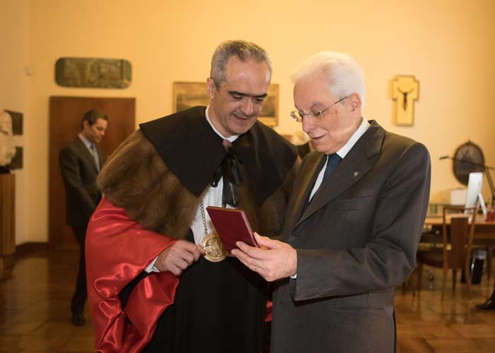 Rosario Rizzuto assieme a Sergio Mattarella