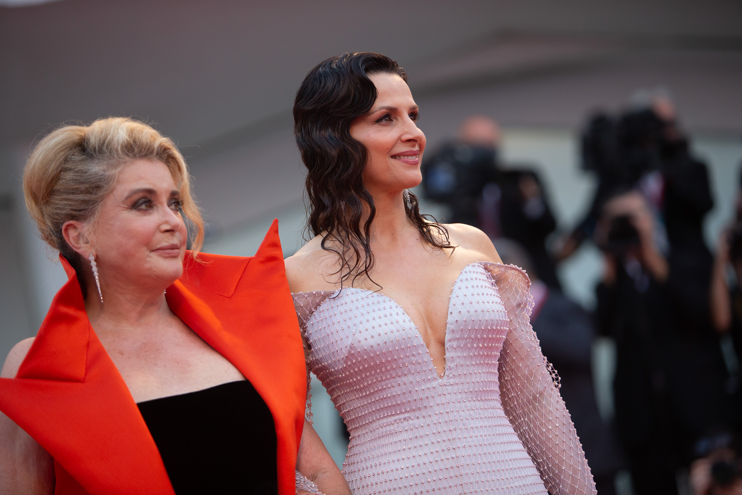 Juliette Binoche e Catherine Deneuve, foto Massimo Pistore