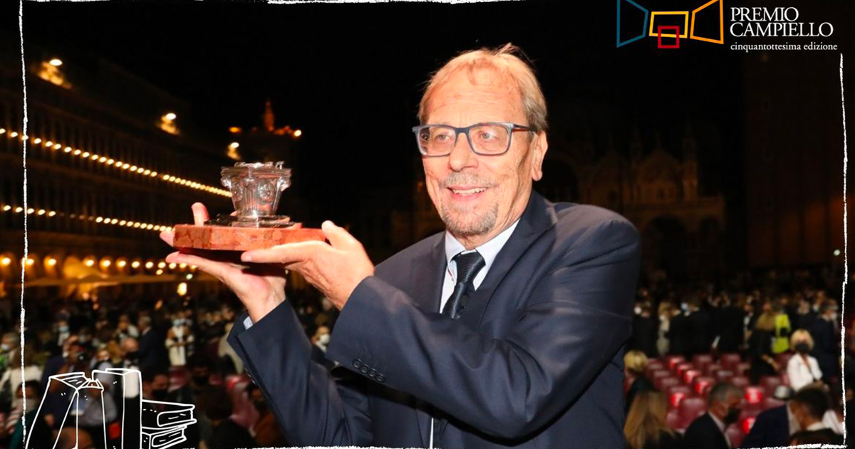 Remo Rapino durante la cerimonia di premiazione. Foto: Premio Campiello