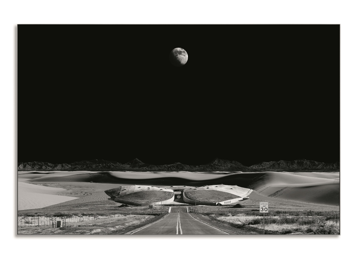 Michael Najjar, spaceport (from the series outer space), 2012 fotografia ibrida, pigment print, Aludibond, plexiglas satinato, cornice in alluminio, 132 x 202 cm Courtesy dell’artista e Studio la Città, Verona