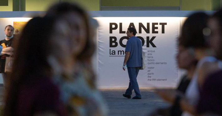 mostra planet book