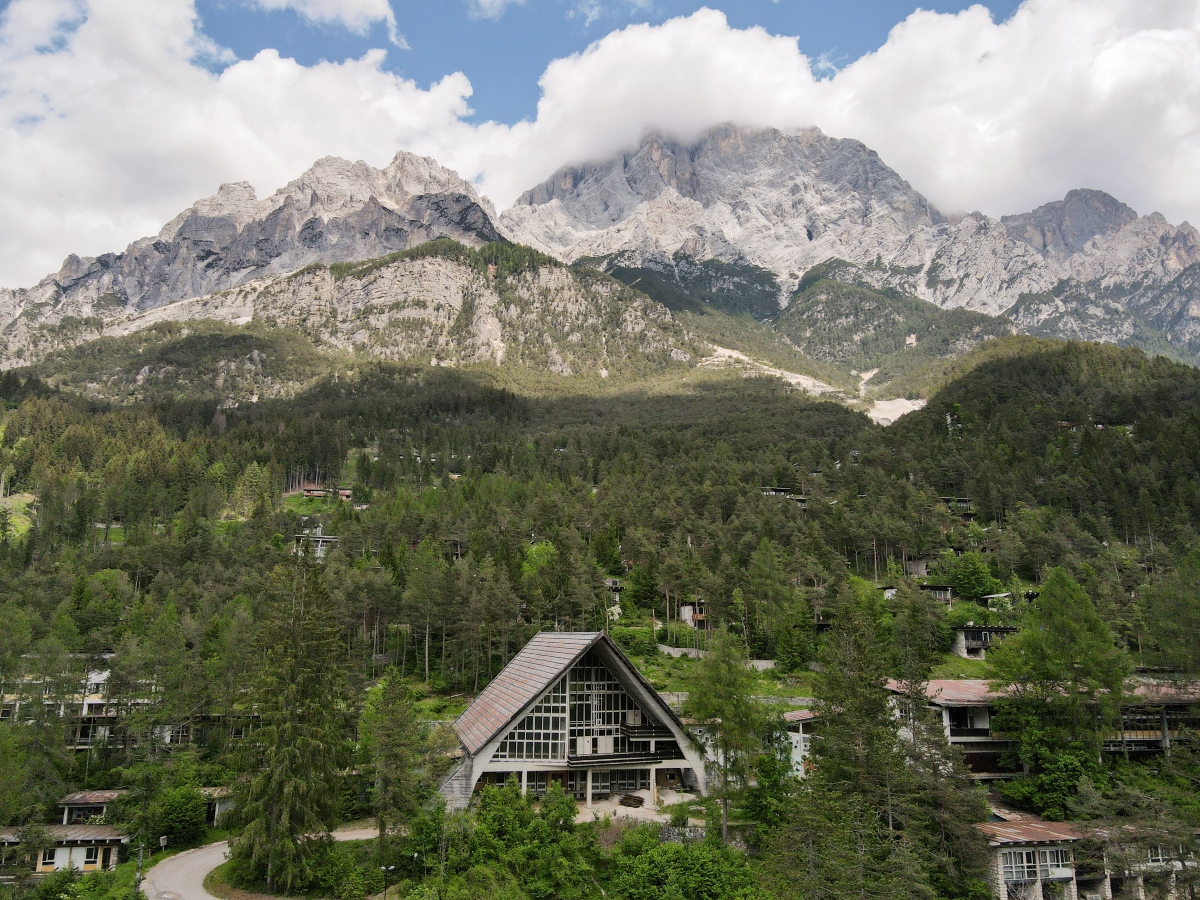 Ex Villaggio Eni, Borca di Cadore (Belluno). Foto: Massimo Pistore