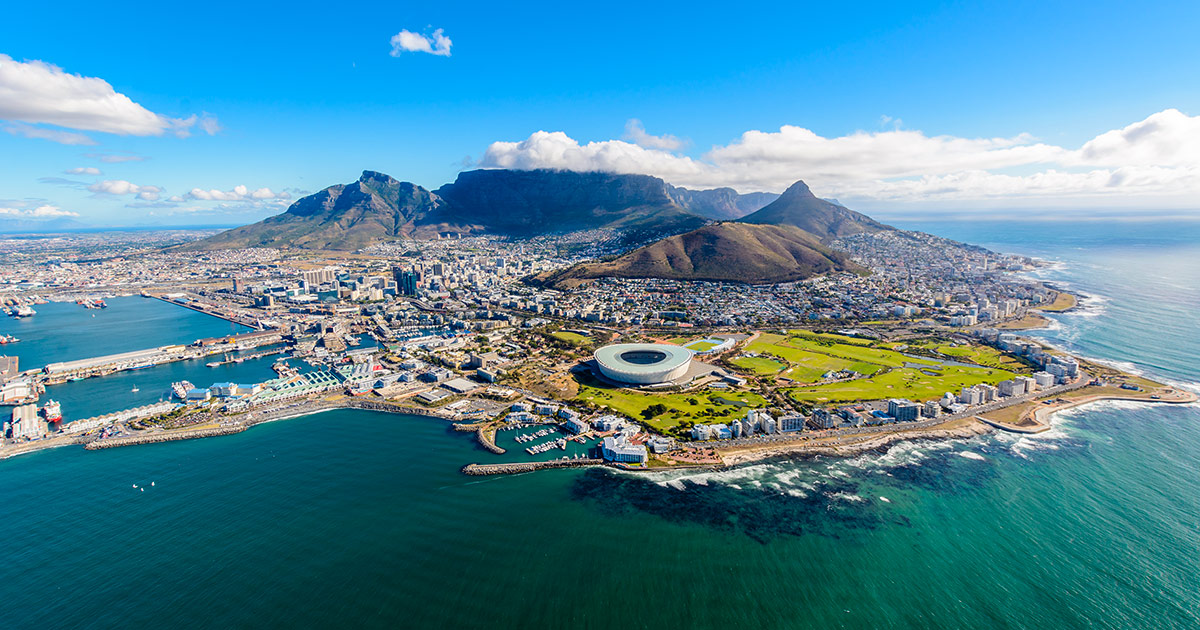 Una veduta aerea della città di Cape Town.