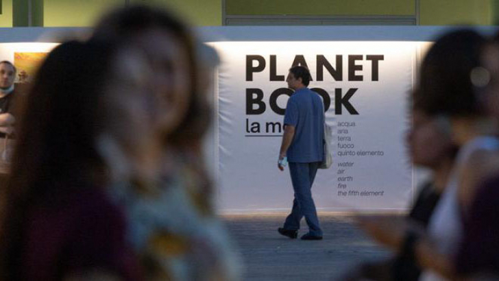 mostra planet book